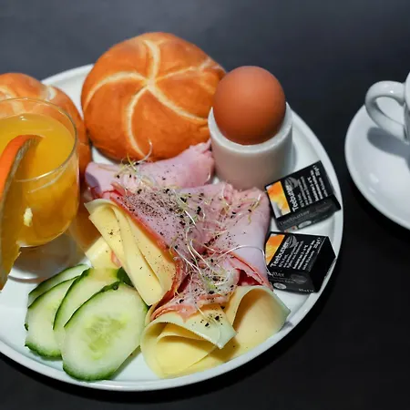 Otel Idyllische Seeblick-apartments - Auszeit Am Thaler Garten Graz