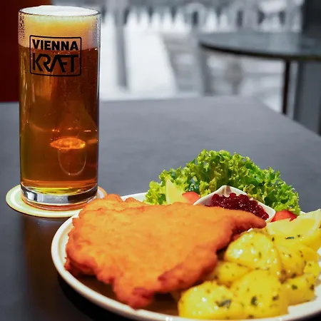 Otel Idyllische Seeblick-apartments - Auszeit Am Thaler Garten Graz Thal (Feldkirch)