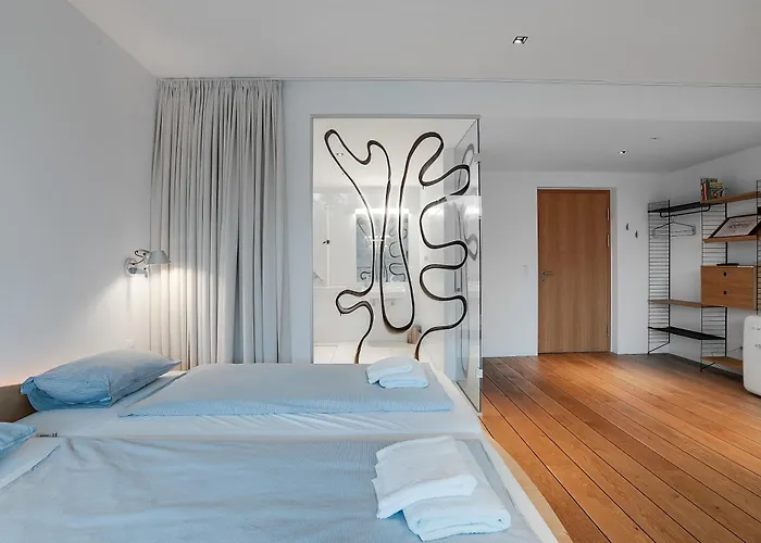 Idyllische Seeblick-apartments - Auszeit Am Thaler Garten Graz 酒店