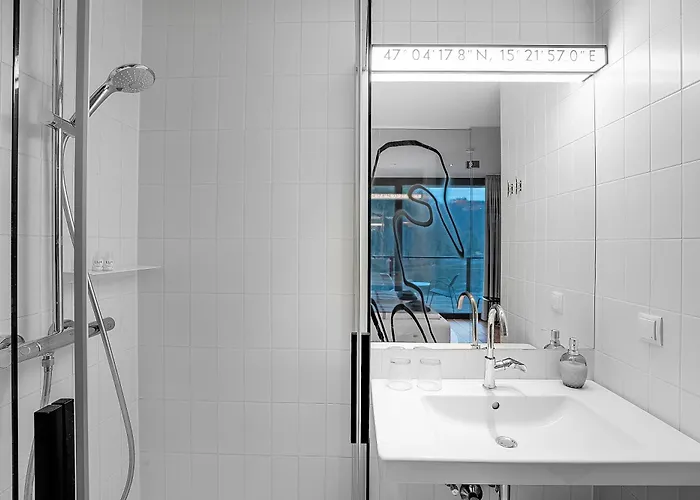 酒店 Idyllische Seeblick-apartments - Auszeit Am Thaler Garten Graz