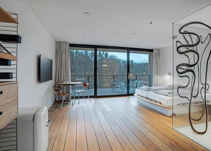 Idyllische Seeblick-apartments - Auszeit Am Thaler Garten Graz 酒店 *