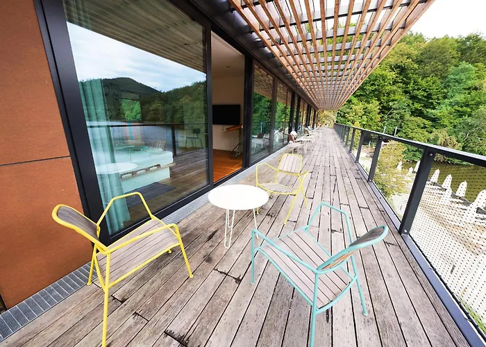 酒店 Idyllische Seeblick-apartments - Auszeit Am Thaler Garten Graz Thal (Feldkirch)